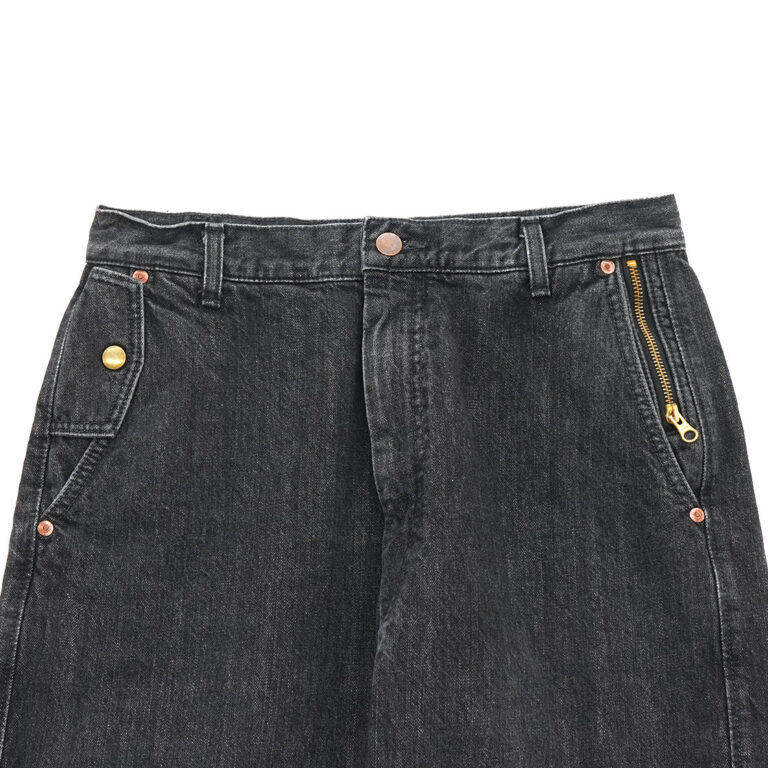 skewed-working2502-0070-30